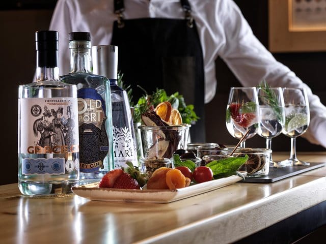 Gin tasting experience in Athens