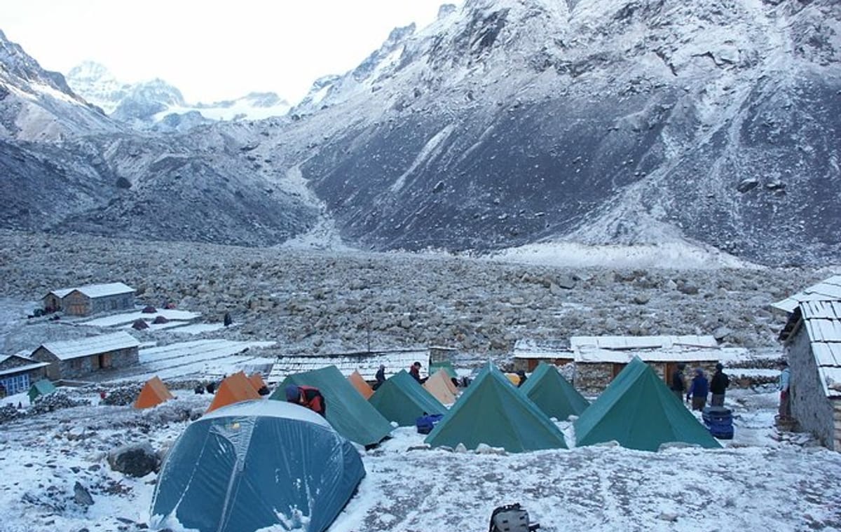 19 Days Mera Peak Climbing & Expedition – One Life-Changing Himalayan Adventure