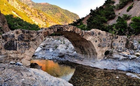 Hiking Adventure in Samaria Gorge from Rethymno