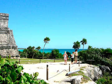 Chichen Itza, Cenote & Valladolid Tour