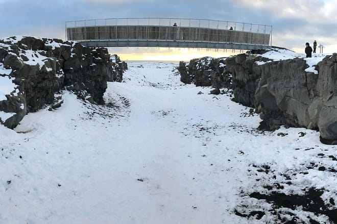 Bridge between continents