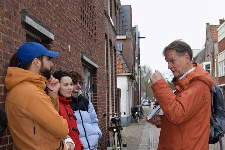 2 Hours Walking Tour Throughout History and Highlights of Hoorn