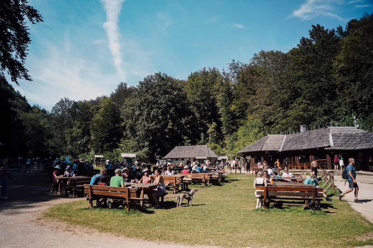 Scheduled - Plitvice lakes with entry ticket 7