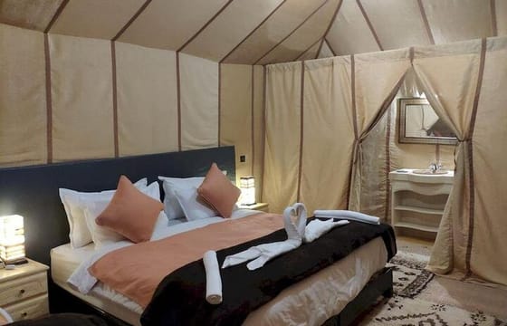 Luxury Camp in Merzouga Desert with Camel Trekking, Vehicule 4WD