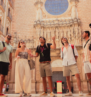 Extended Montserrat, Tapas & Wine in Spanish