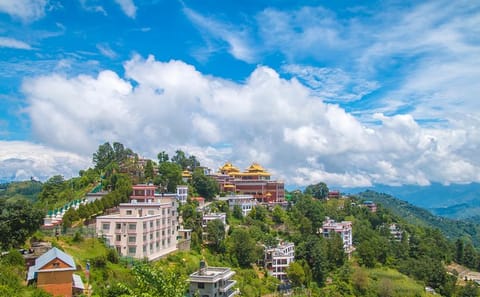 Dhulikhel Adventure Tour: Explore Bhaktapur and Namobuddha