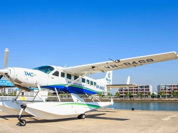 Halong Bay Overnight Tour with Seaplane & Luxury 5 Star Cruise