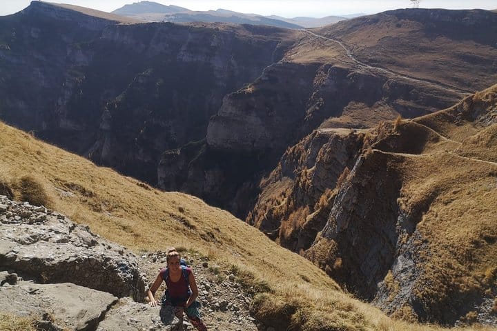 PRIVATE, MEDIUM Day Hike in Carpathian Mountains 4