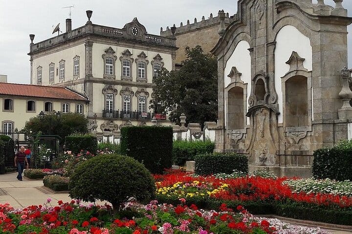 BARCELOS, PONTE LIMA and VIANA CASTELO: Private Tour from Porto