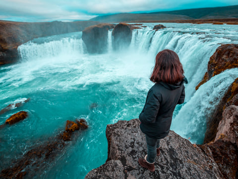 Akureyri: Lake Mývatn, Goðafoss & Lava Fields Cruise Tour