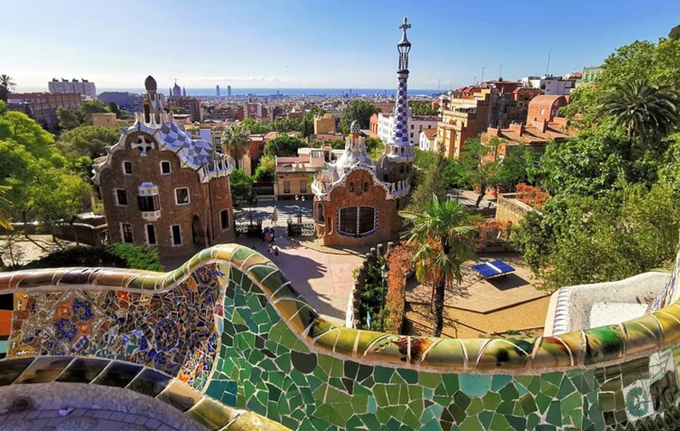 Barcelona Day Trip from Valencia with Guided Tours and Photos