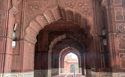 Delhi Full Day Group Tour 9 hrs