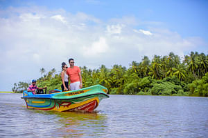 Maha Oya River Boat safari &  Hamilton Canal  in Negombo
