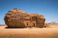 Fancy Tour of Hegra in a Vintage Land Rover 8