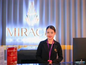 Suvarnabhumi Airport Miracle Lounge Access