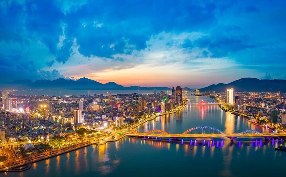 7-Day Cultural and Scenic Tour of Da Nang and Hạ Long Bay