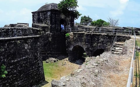 Agua Clara Locks and San Lorenzo Jungle Tour in Panama City