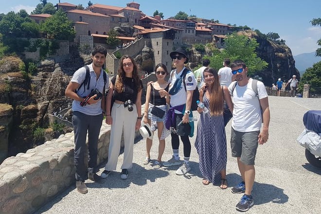 Single day rail trip from Thessaloniki to Meteora photo 2
