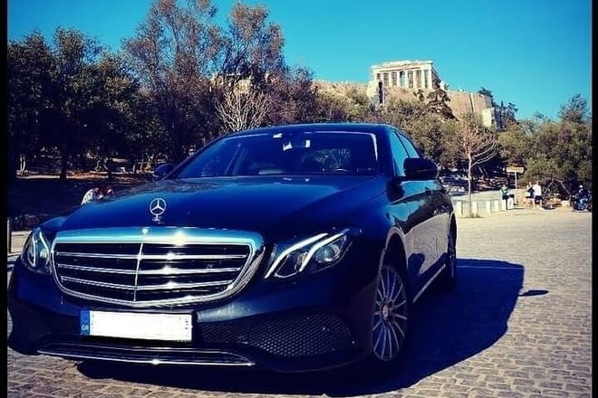 Limousine Service from Athens City to Acropolis Museum photo 2