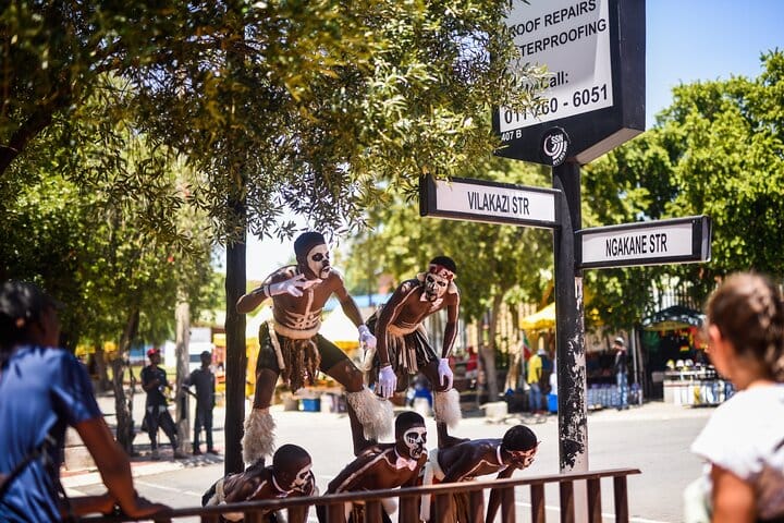 Guided Bicycle Tour of Soweto with Lunch