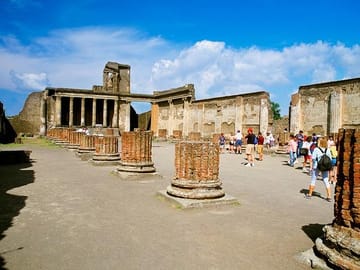POMPEII