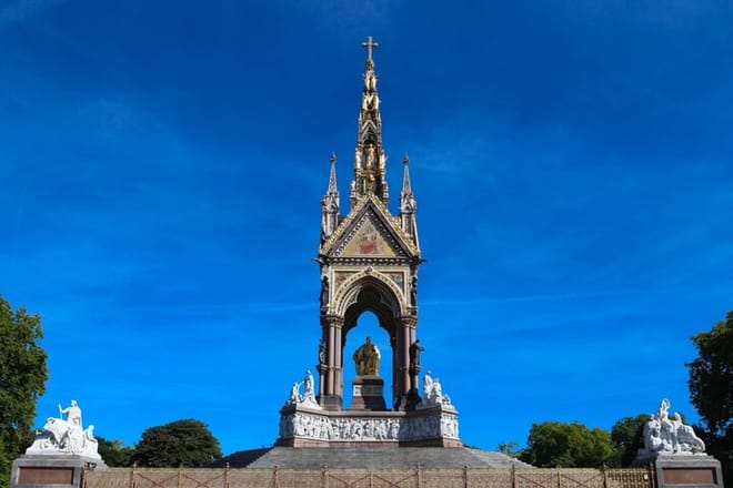 London: Queen & Freddie Mercury Quest Experience 6