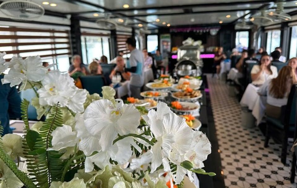 Premium Cruise Experience in Halong Bay from Hanoi