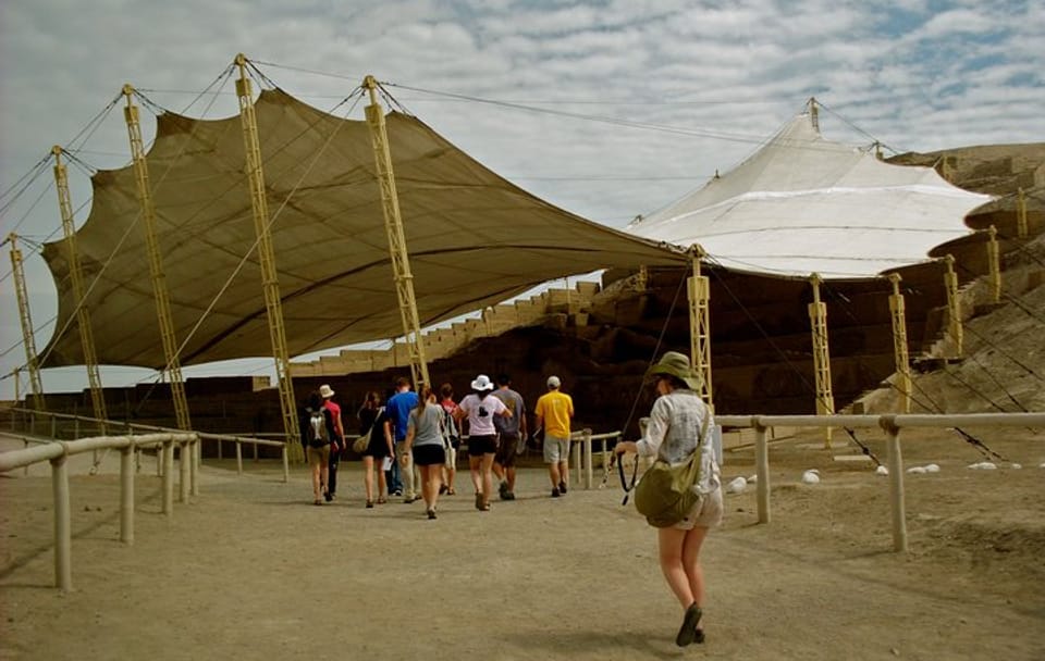 El Brujo Archaeological Tour in Magdalena de Cao, Peru