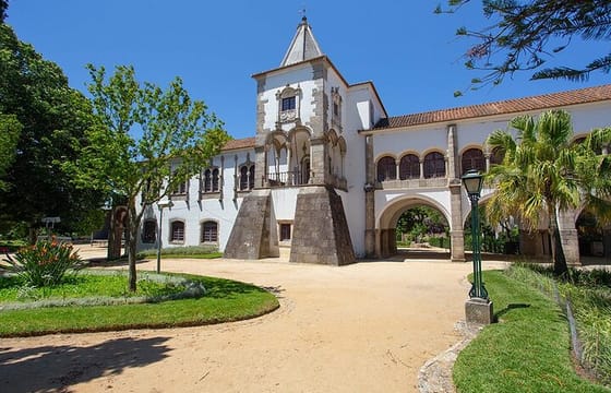 Évora Walking Tour: Small Group Tour with Chapel of Bones Tickets