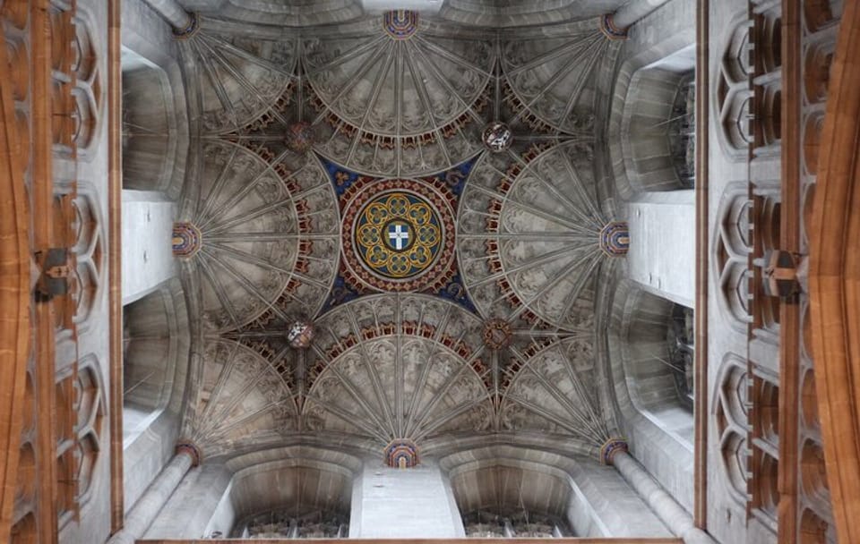 Kent Day Tour: Canterbury Cathedral and Dover Cliffs