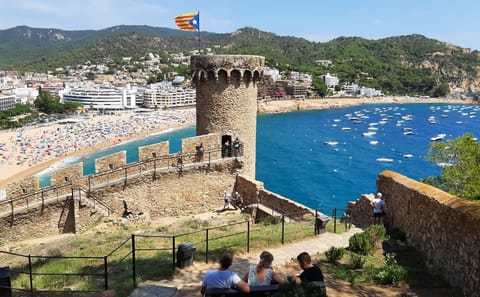 Costa Brava Full-Day Beach Tour from Barcelona