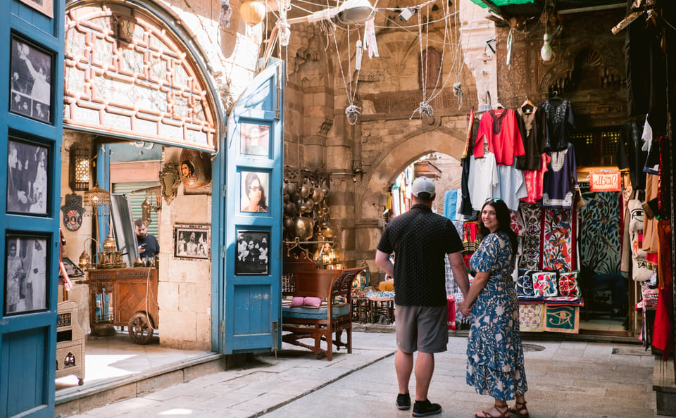 Cairo Day Trip from Hurghada with Guided Tours and Flights