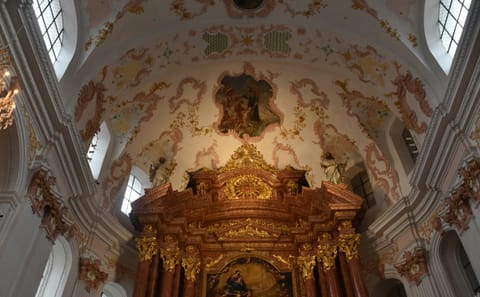 Private Guided Walking Tour of Lucerne's Highlights
