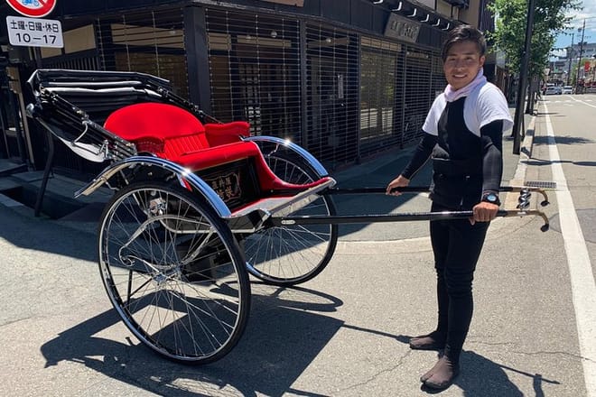 Virtual Rickshaw Ride Experience in Takayama