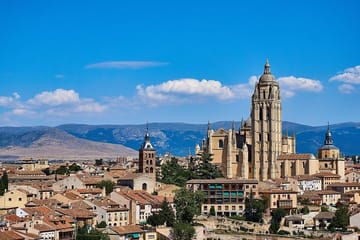 Segovia Guided Tour of Medieval Streets and Romanesque Sites