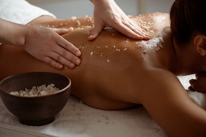 Ritual Essence: Exfoliation and Relaxation