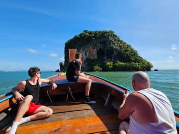 A full Day Haa & Rok islands from Koh Lanta( By Speed Boat)
