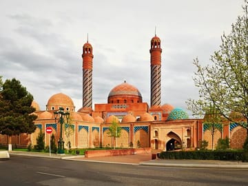 İmamzadeh_Mauseloum_Ganja_tour_Vİsit_Land_Azerbaijan