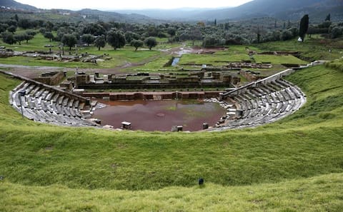 Private Tour of Ancient Messene from Athens with Scenic Stops