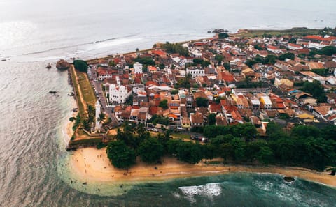 Galle Day Tour: Explore Historic Sites and Beaches