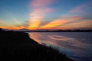 2-hour Sunrise at Duy Hai fish market from Hoi An