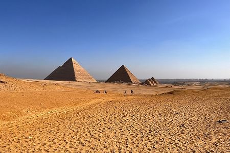 Private Giza Pyramids, Memphis & Saqqara Tour with Camel Ride and Lunch