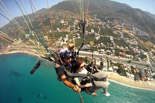 Alanya Paragliding and Turkish Bath Tour with Transfer 10