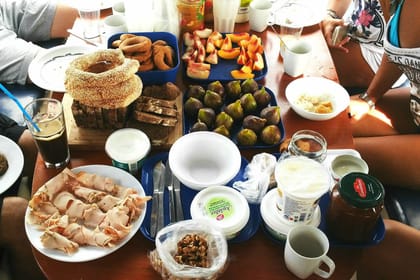 Sailing Adventure Tour of the Cyclades Islands from Lavrio