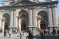 Half Day Guided City Tour in Santiago Shared 8