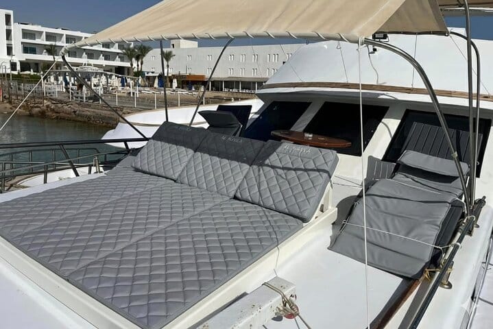 Private Boat , Fishing & Snorkeling Full Day & Lunch – Hurghada