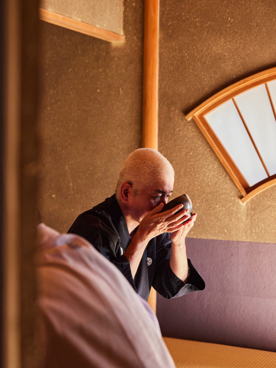 In Heritage home the Sando-Tea, Flowers, Shodo—deeply embody