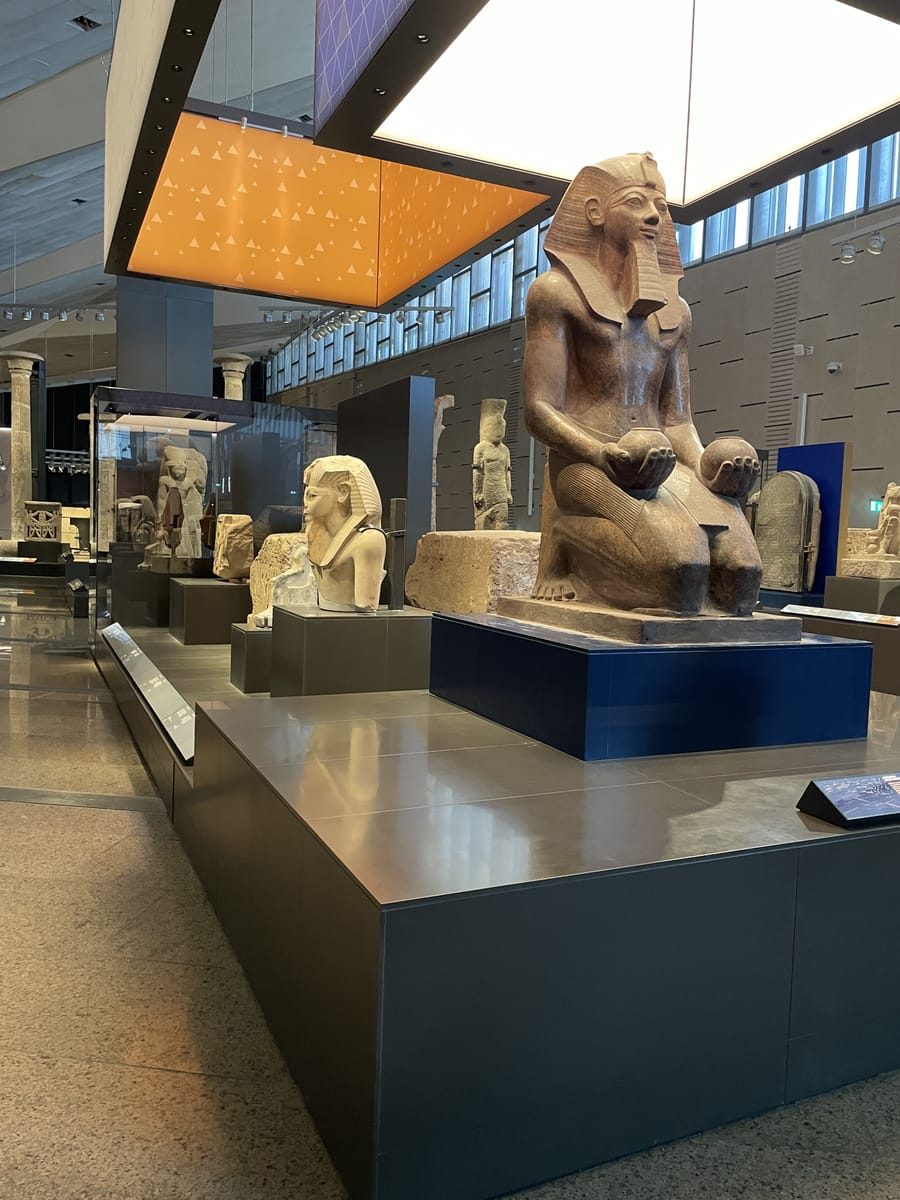 Saqqara Pyramids & Dahshur Pyramids and Memphis Tour With Lunch