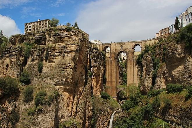 Granada: gita privata di un'intera giornata a Ronda da Granada con arrivo a Granada