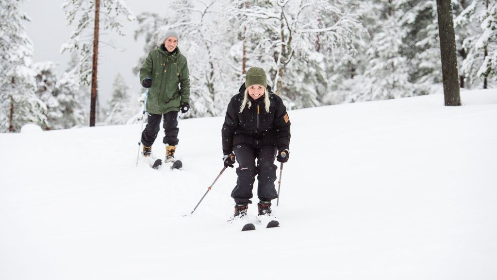Skifahren in der Wildnis von Bliss Adventure
